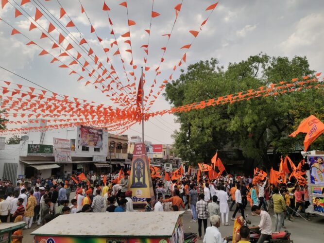 हिन्दू नववर्ष पर निकली भव्य शोभायात्रा, धर्मसभा का हुआ आयोजन