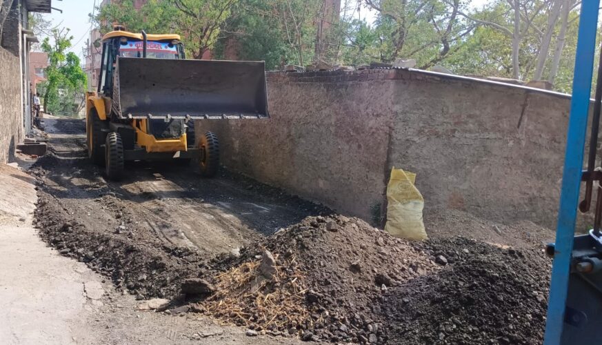 जलदाय विभाग की सुस्ती लोगों को पड़ रही हैं भारी