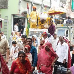 भादवी बीज पर निकला बाबा रामदेव जी की शोभायात्रा, रामरसोड़े का हुआ समापन