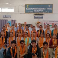 जया सोनी सहित 49 छात्र-छात्राओं का किया विद्यालय परिवार ने अभिनंदन