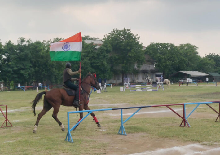 स्वतंत्रता दिवस पर घूड़सवारी का विशेष प्रदर्शन, पूर्व संध्या पर निकली तिरंगा वाहन रैली