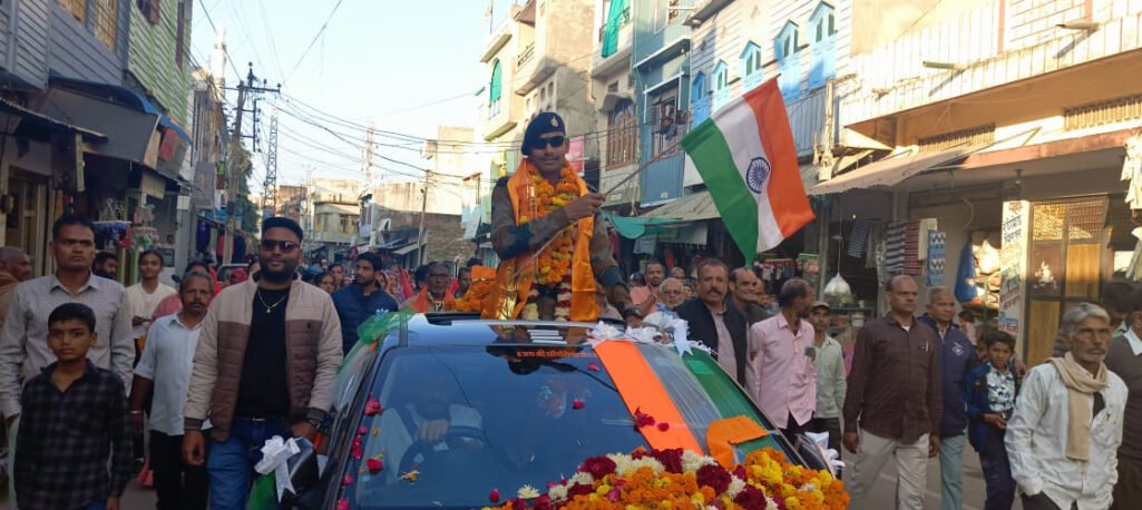 मां ने पानीपुरी बेचकर बेटे को बनाया अग्निवीर सैनिक